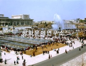 [인문지리]중구역 만수대예술극장 분수 못가