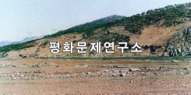 묵방리고인돌(보존급 제701호) 고인돌떼 전경