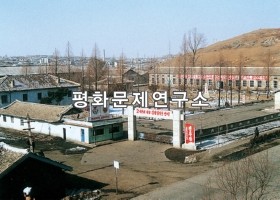 문덕군 농기계작업소