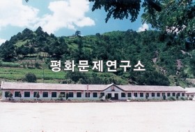 금야리 금야중학교
