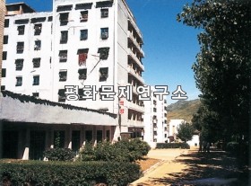 만포시 만포책방