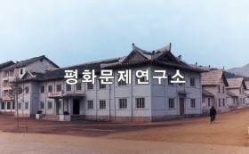 초산군 계급교양관