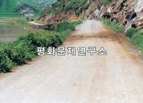 묵천리 입구도로