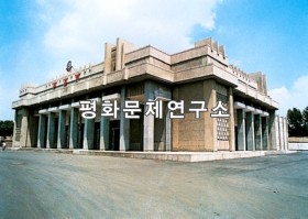 평천구역 평양지하철 부흥역